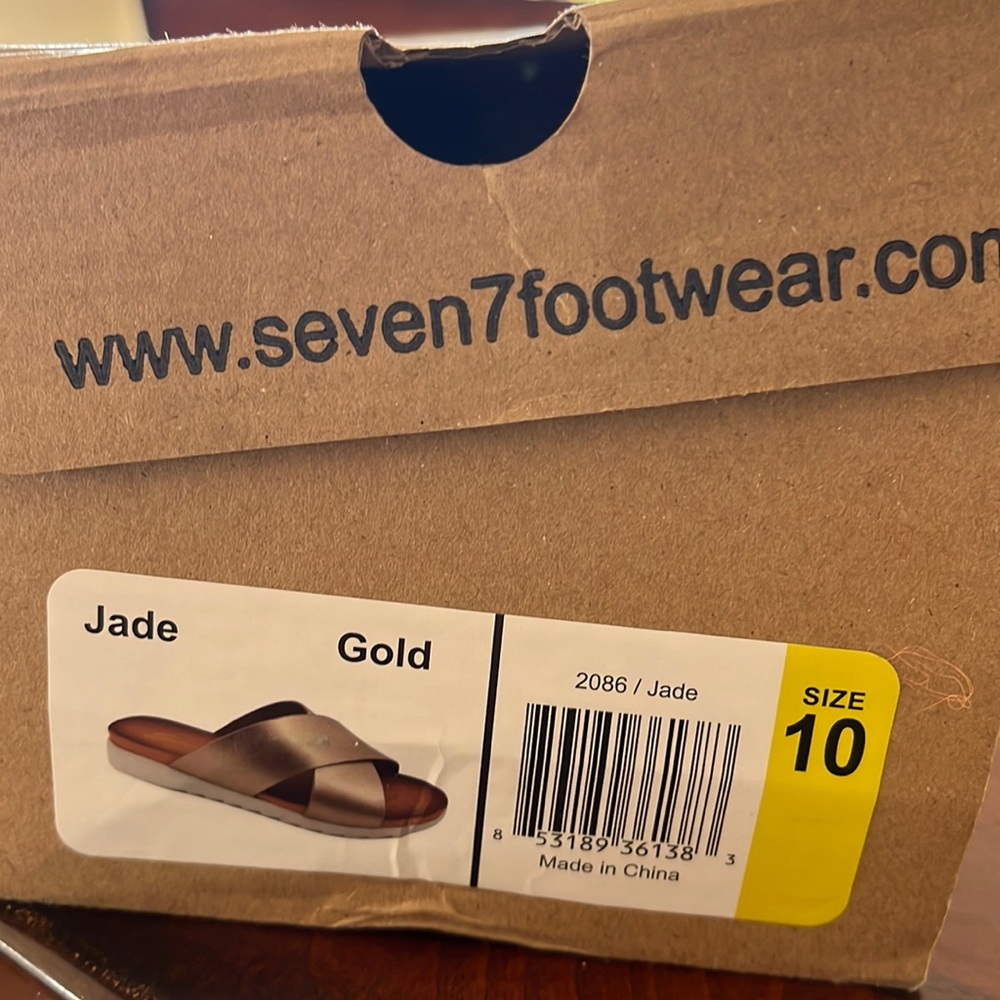 Seven 7 Jade Criss-Cross Sandals